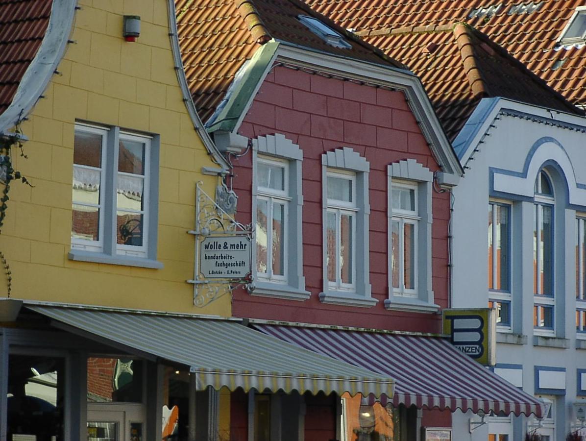 Zum Suderwall Esens Exterior foto